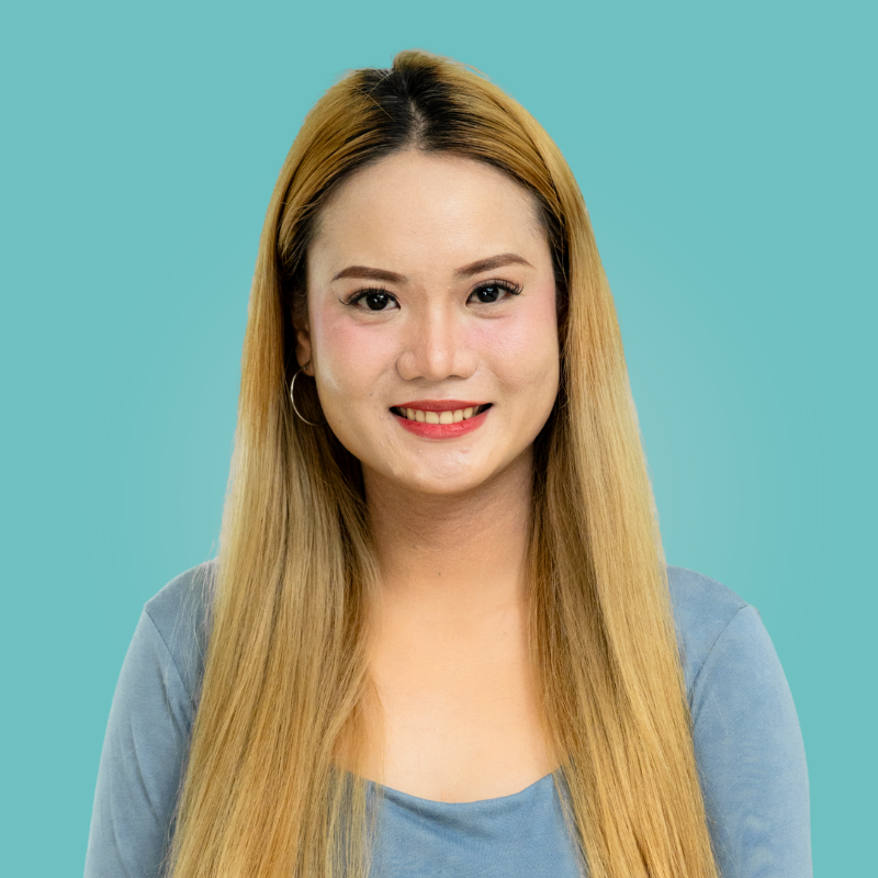 Angela Vasquez Headshot